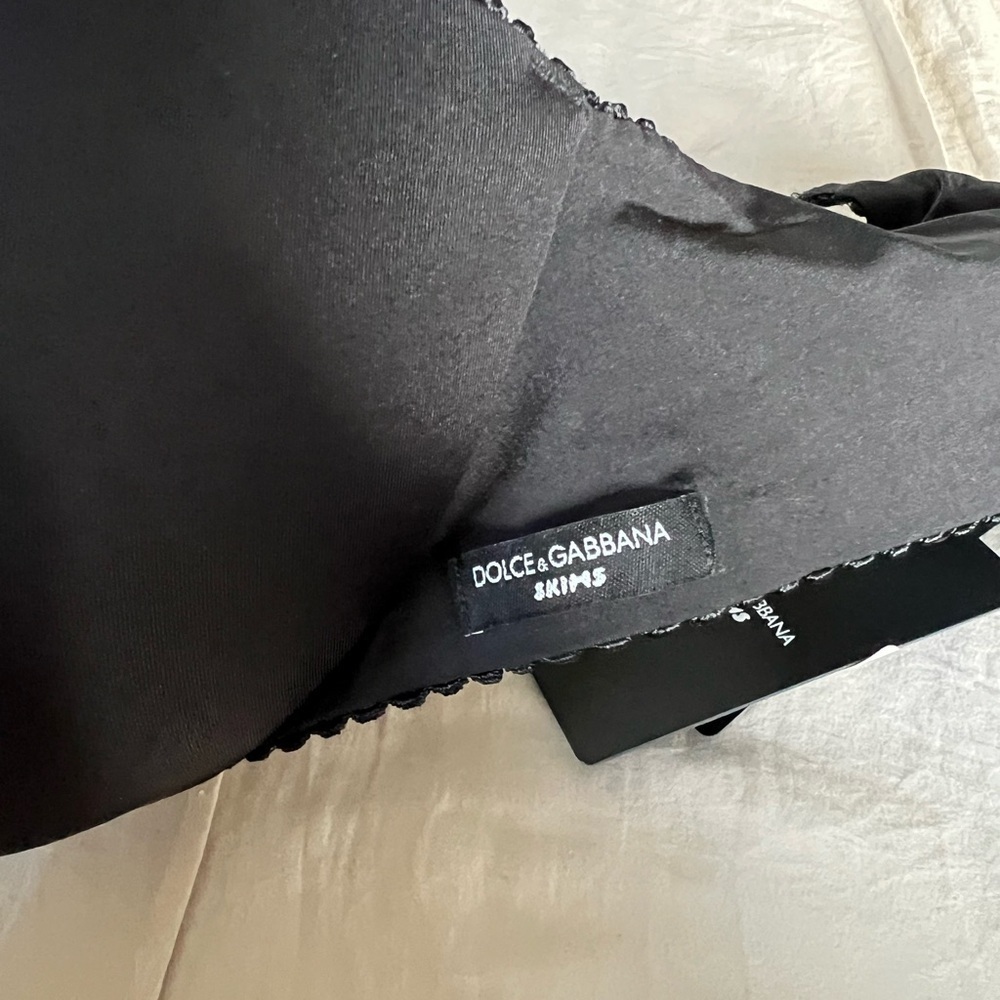 💕DOLCE & GABBANA X SKIMS SKIMS ULTIMATE TEARDROP PUSH-UP BRA💕 - Picture 10 of 11